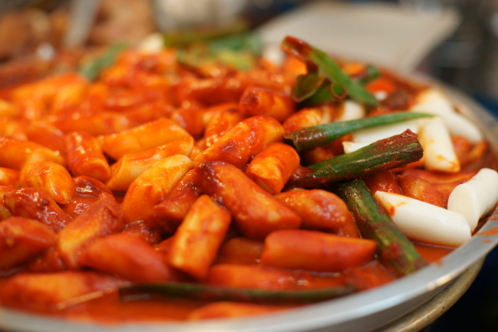 ttekbokki_on_a_plate_close_up