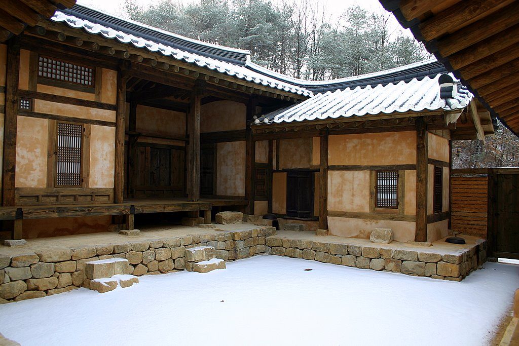 Hanok Snow