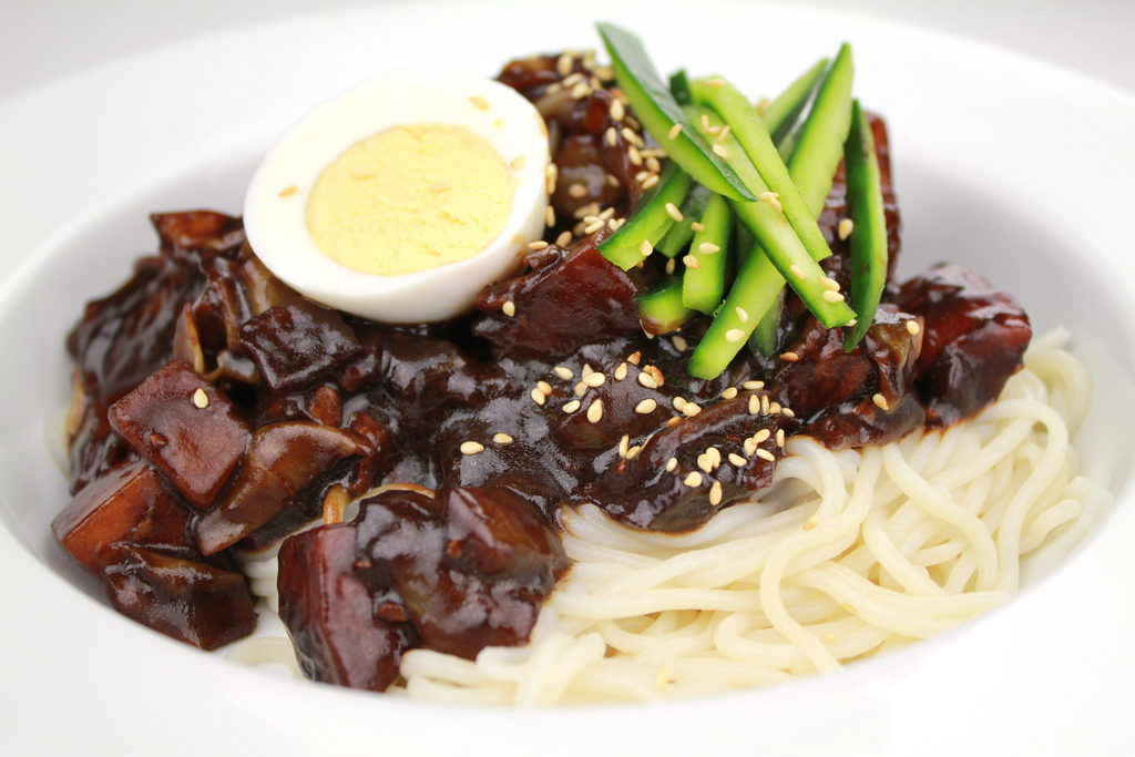 Jajangmyeon